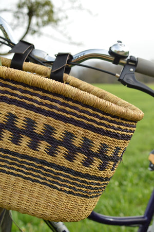 
                  
                    straw biek basket
                  
                